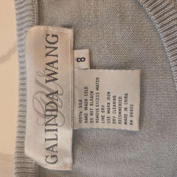 VTG 00% Silk Short Sleeve Crewneck Blue Gray Sweater Womens Size Medium - Picture 5 of 5